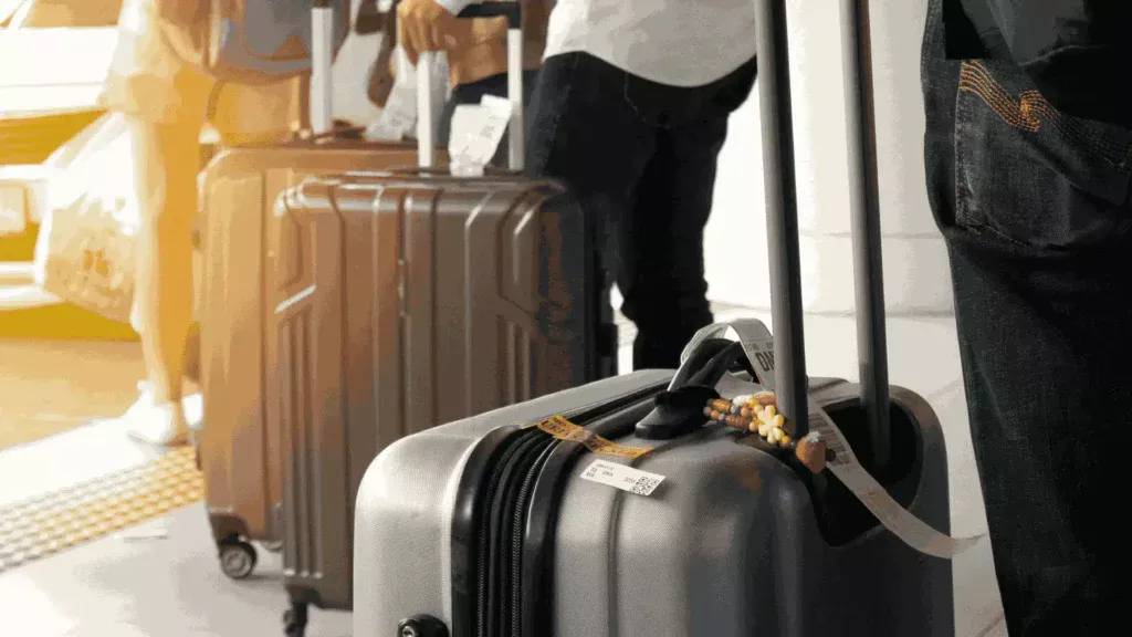 How to Book Your London City Airport to Surbiton Cabs?