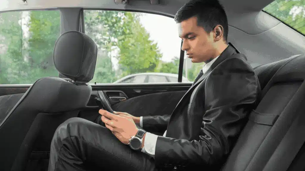 London City Airport to Surbiton Minicabs Private Transfers at Competitive Prices