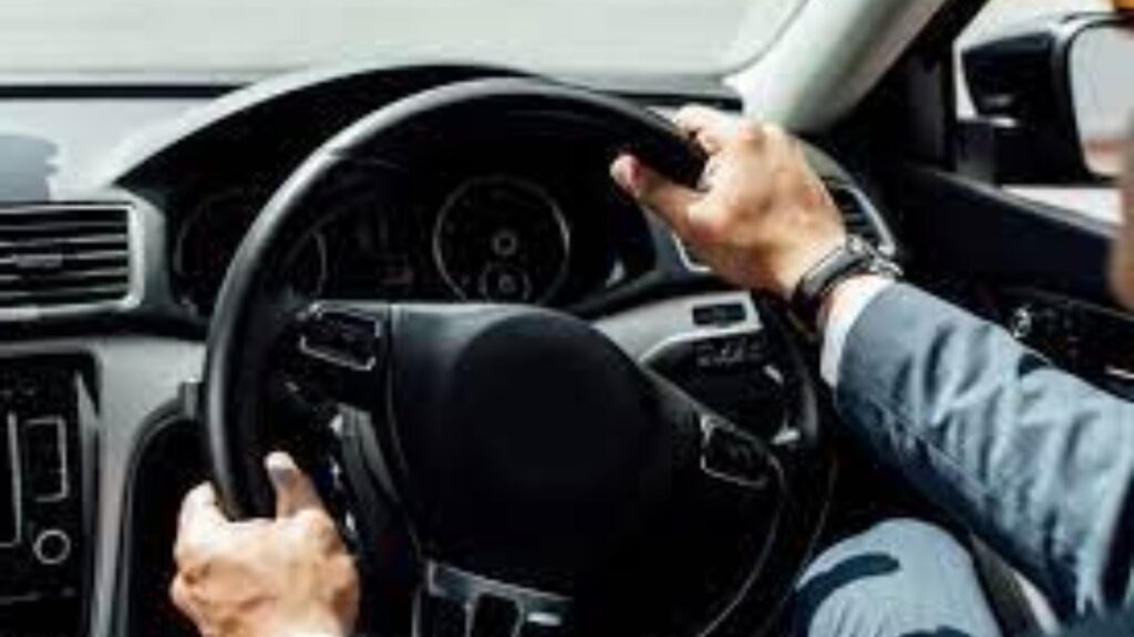 Luxurious Cars, Professional Drivers of Heathrow Airport to New Malden Cabs